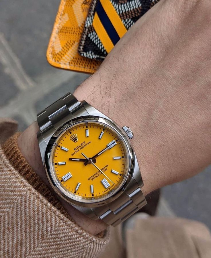 Rolex Oyster Perpetual – Cadran Jaune